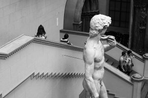 Hogyan találhatod meg az utadat Michelangelo élettörténetén keresztül?  – rendhagyó könyvajánló
